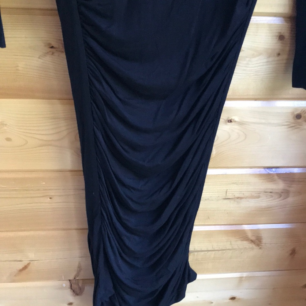 H&M basic black dress - Picture 3 of 5